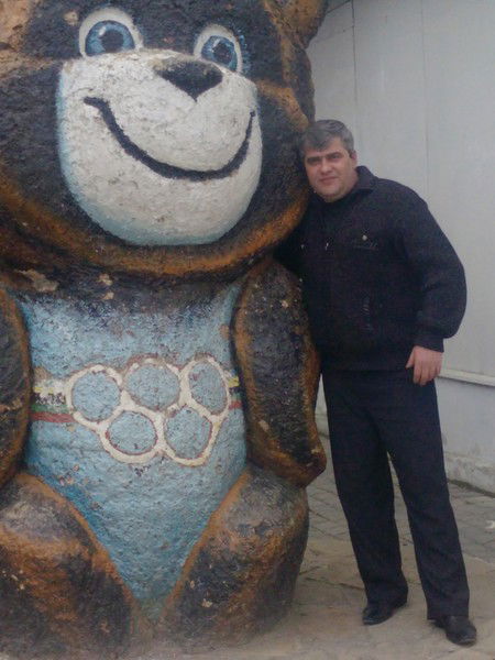 Александр Антонов