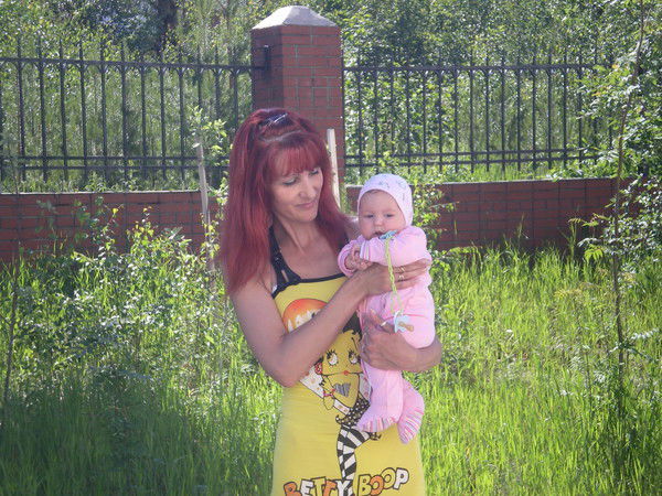 Лена Долгова