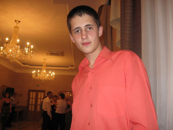 Денис Перелайко