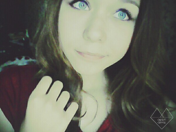 Нелли Царёва