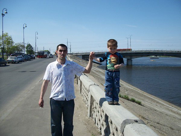 Виталий Ермолаев