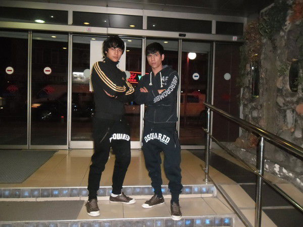 **останусь Слезинкой На Твоих Щеках** **