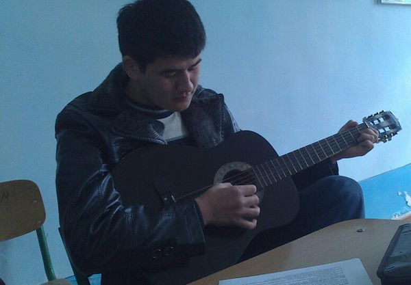 Nodir ______________