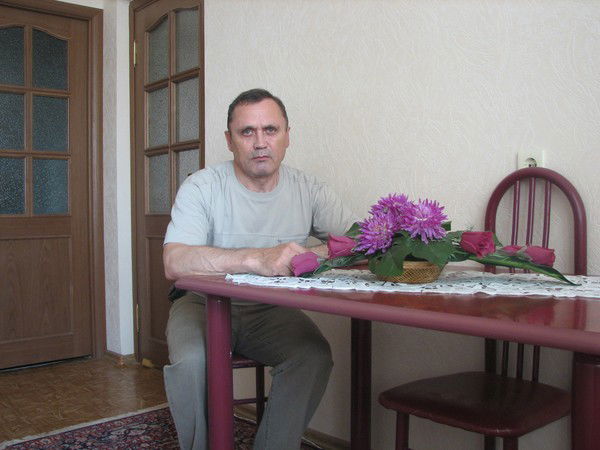 Юрий Шарнин