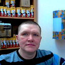 Олег Исаев