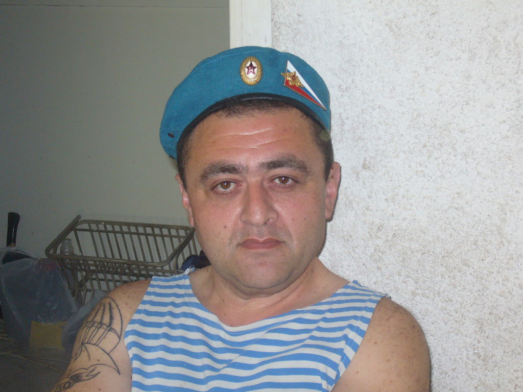 Leonud Эльхинович