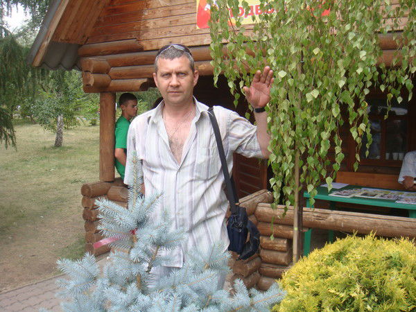 Анатолий Медведев