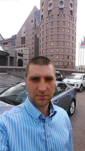 Станислав Лучников