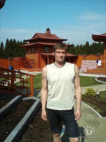 Сергей Ларионов