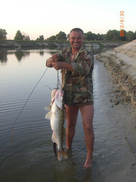 Александр Савенко