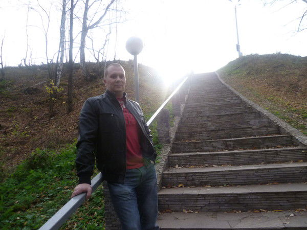 Евгений Мартынов