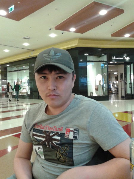 Realniy Paren Mamaturdiev