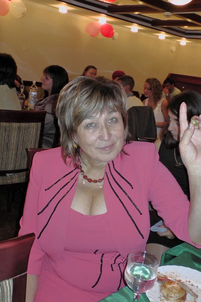 Нелля Широкоступ