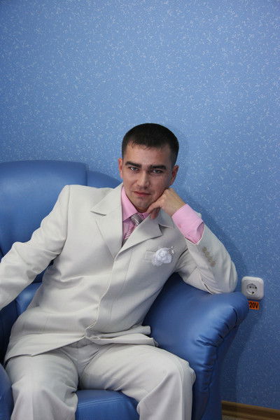 Дмитрий В******