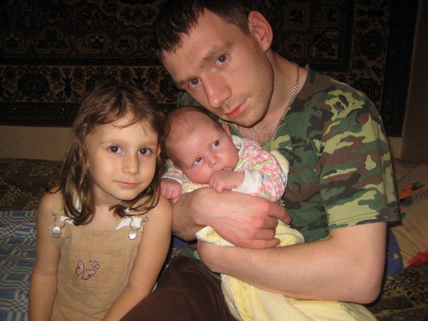 Евгений Ларионов