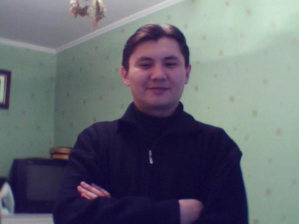 Максат Максимханов