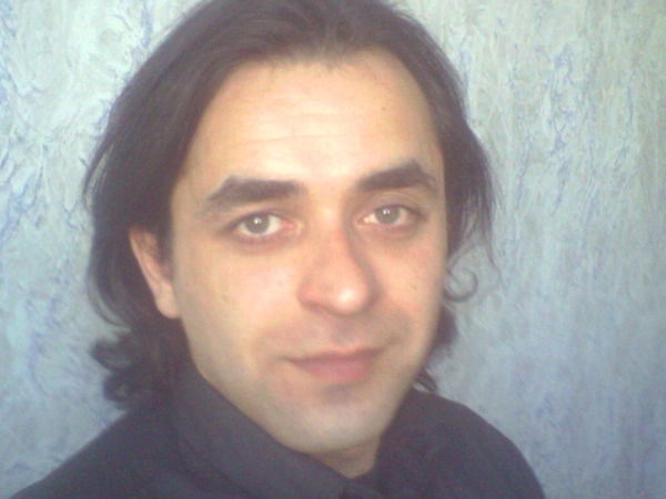 Александр Разгоев