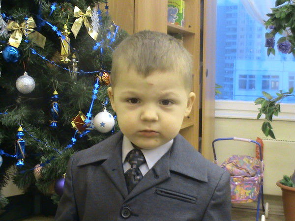 Виталий Емельянов