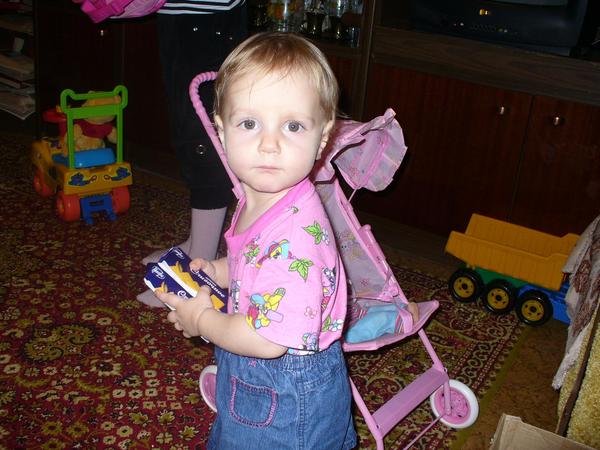 Лена Селезнева