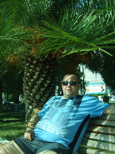 Евгений Лучников