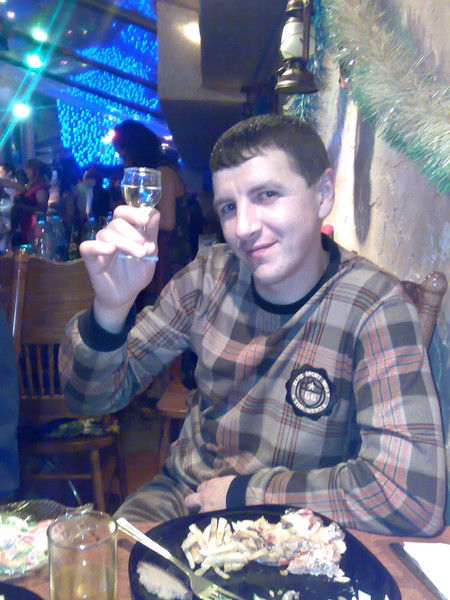 Сергей Тихонов