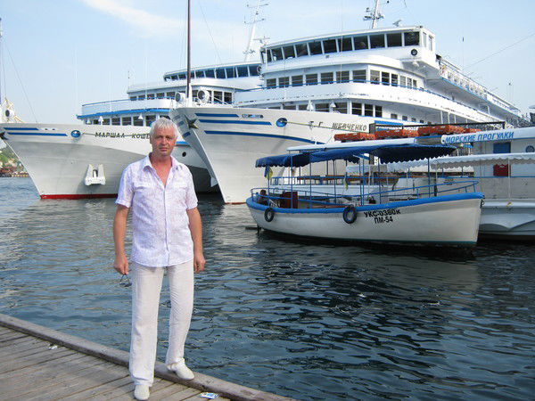 Геннадий Святецкий