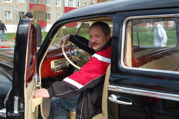 Александр Жуков