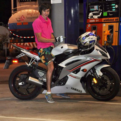 Руслан Назаров