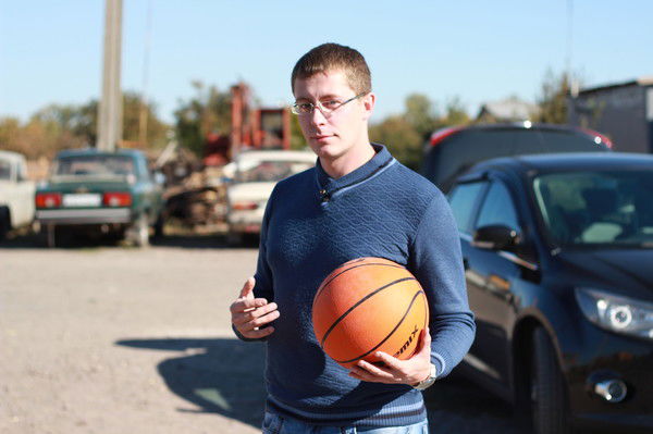 Макс Никищен