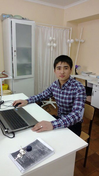 Жандос Абзалов