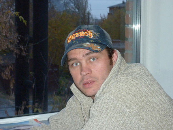 Женя Гладков