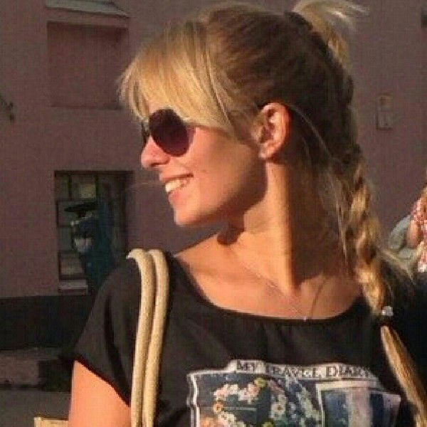 Александра Колужонок