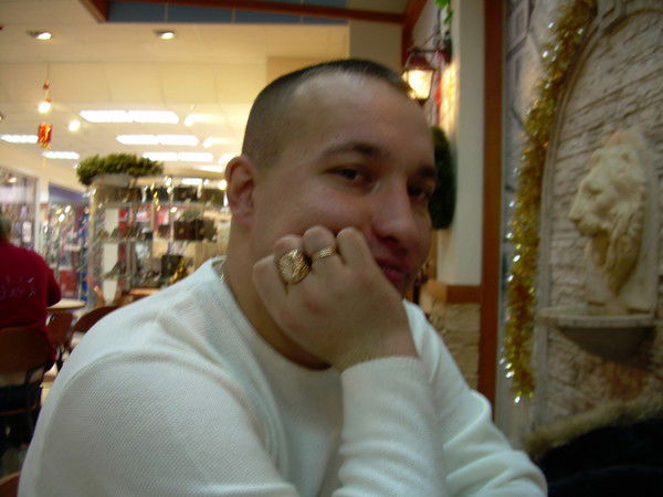 Антон Красноперов