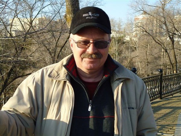 Анатолий Букреев