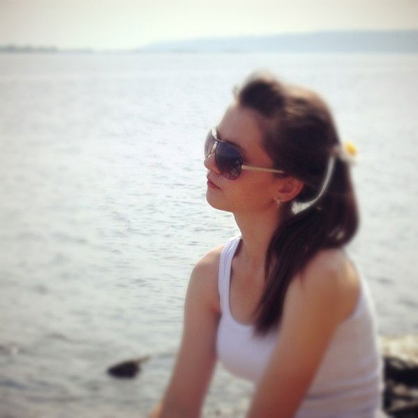 Энже Сагирова