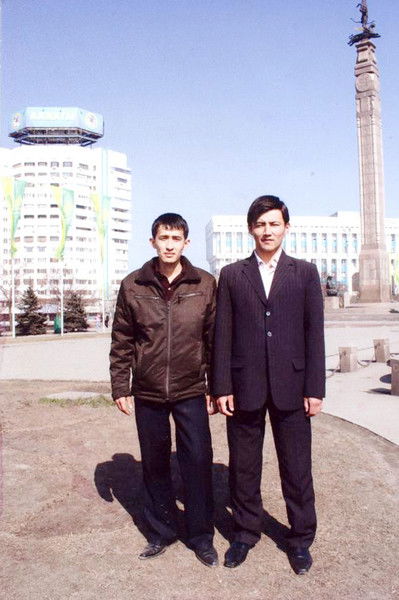 Шапагат Есенов