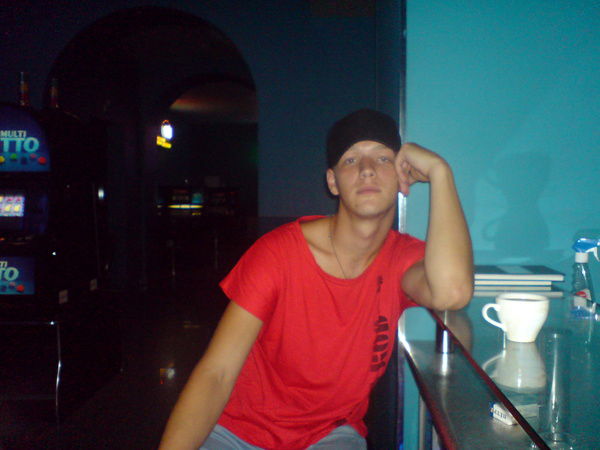 Антон Смирнов