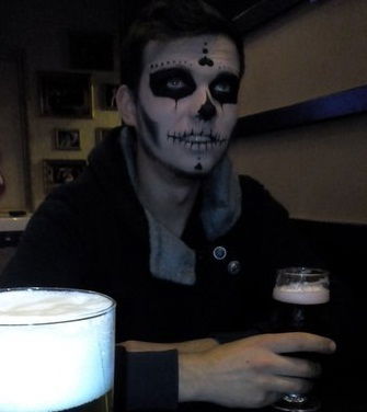 Женя Лавров