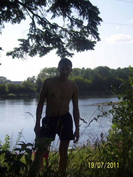 Игорь Попов