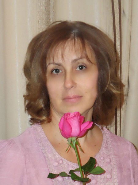 Елена Кухарева