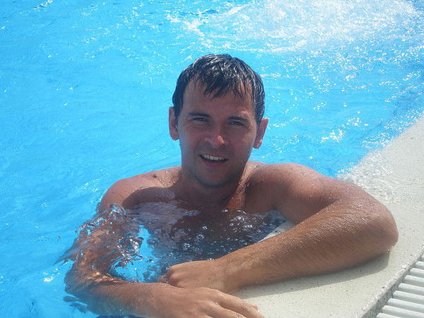 Роман Барданов