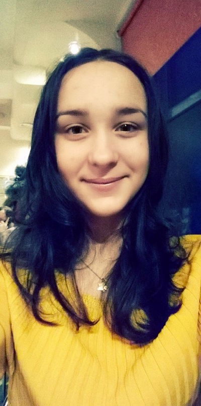 Юля Аксёнова