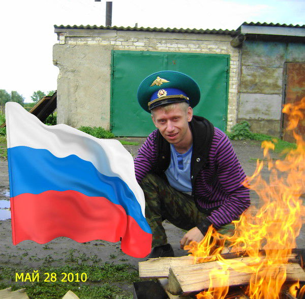 Дмитрий Опарин