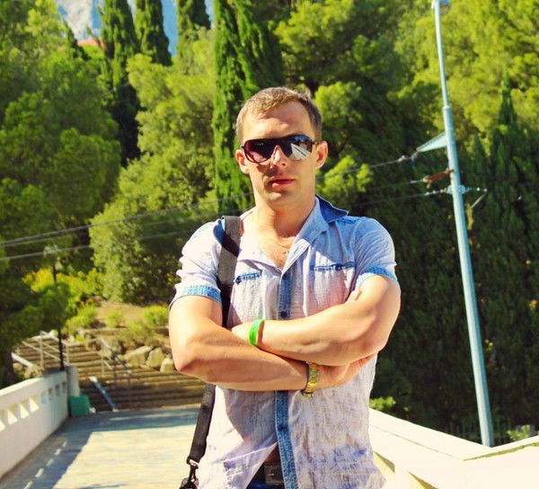 Денис Добров