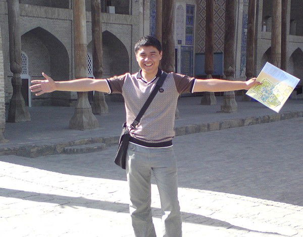 Икромжон Йулчиев