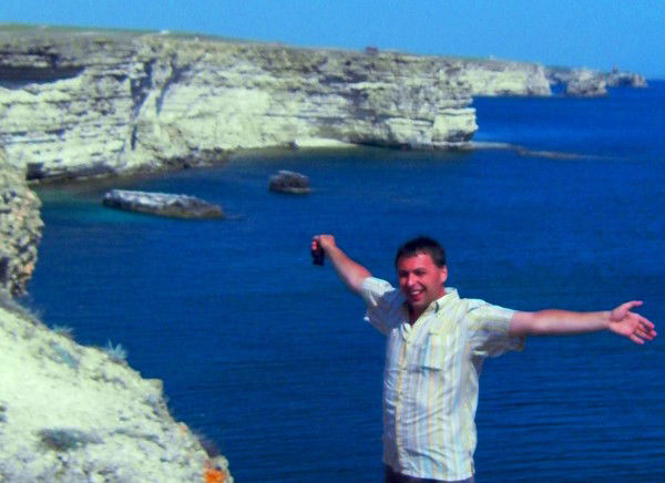 Владимир Петриков