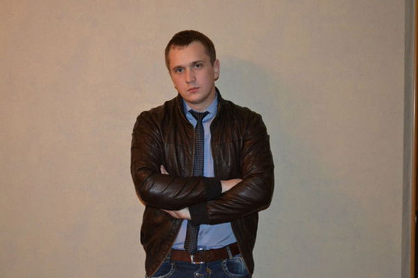 Ден Шурупов