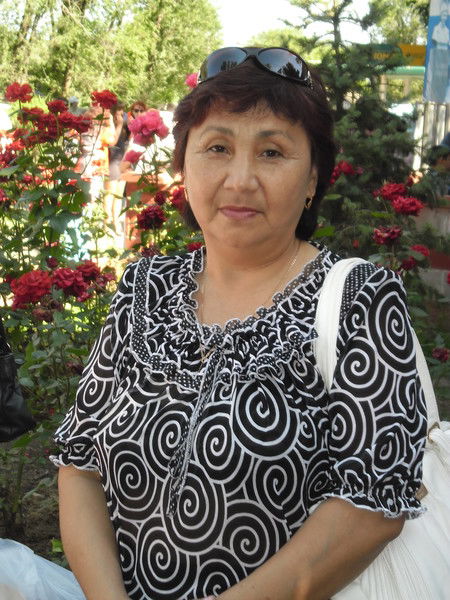 Айнаш Адамбаева