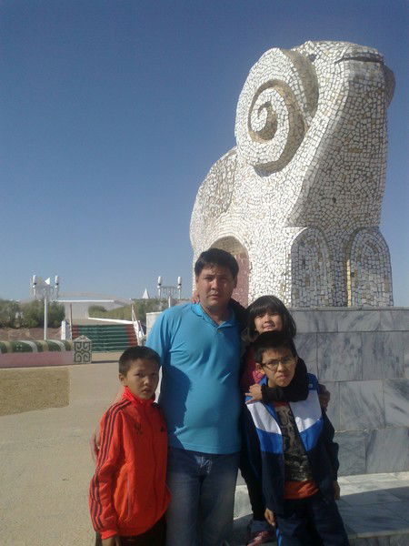 Динмухамед Тажикенов