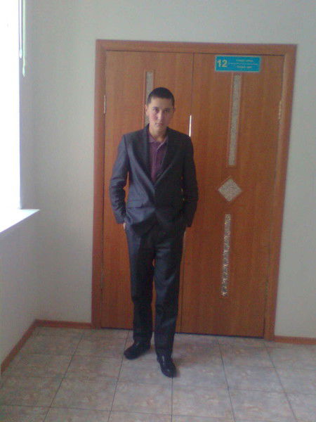 Бекзат Муритов